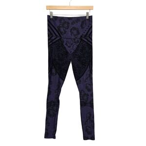 Savage X Fenty Sport Purple Floral Lace Athletic‎ Leggings Size L